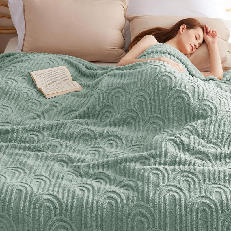 Bedsure Gentlesoft Fleece Blanket for Bed - Distinctive Arches,Super Soft & Cozy, Fluffy Blankets for Women & Girls, Ideal for Sofa & Couch, Boho Charmartfully Embossed Pattern Adds Amodern Flair to Your Cozy Decor,All-Season